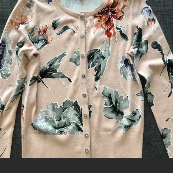 Cardigan - Picture 4 of 4